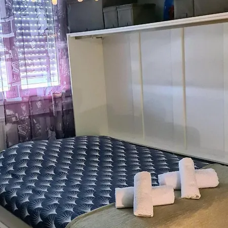 A&c Apartement 5mn Basel Airport * 圣路易